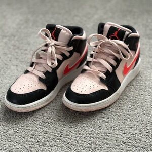 Nike Air Jordan Mid 1 Kids High-Top Sneakers